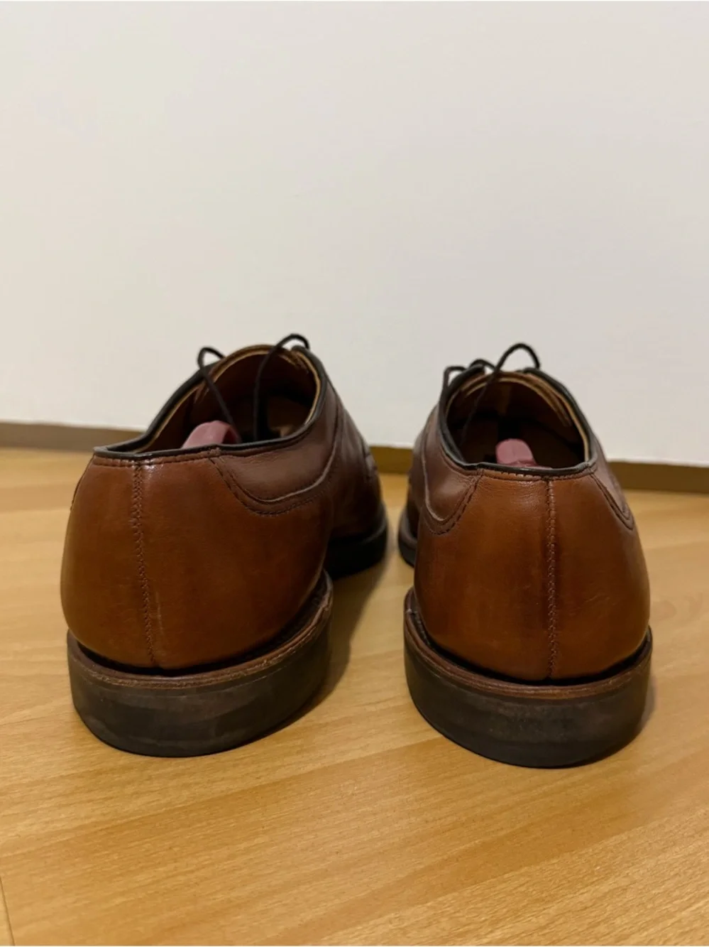 Allen Edmonds Chestnut Brown Leather Derby Dress Shoes